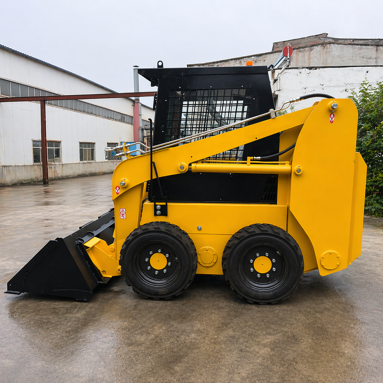 Mini Carregadora de Rodas LT35 – 500kg